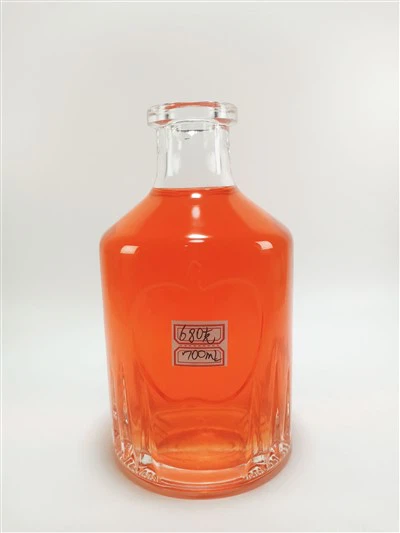 700ml Transparent Glass Bottle Whisky